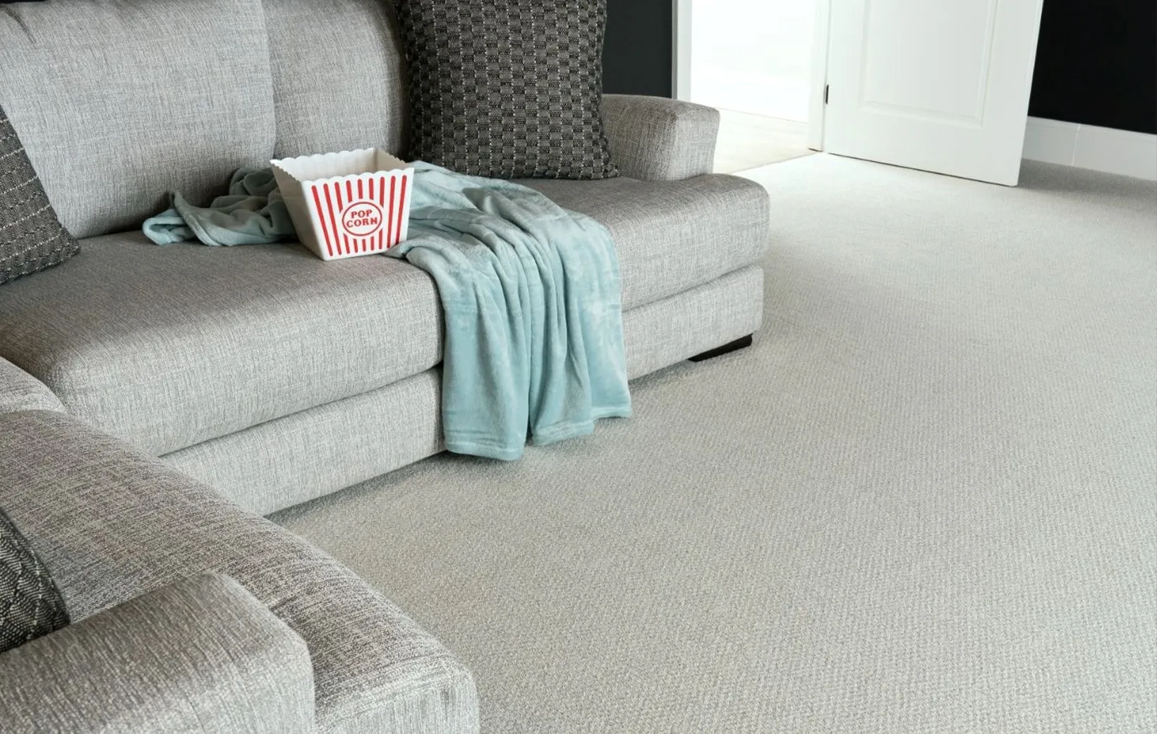 Luxury Vinyl Plank (LVP)