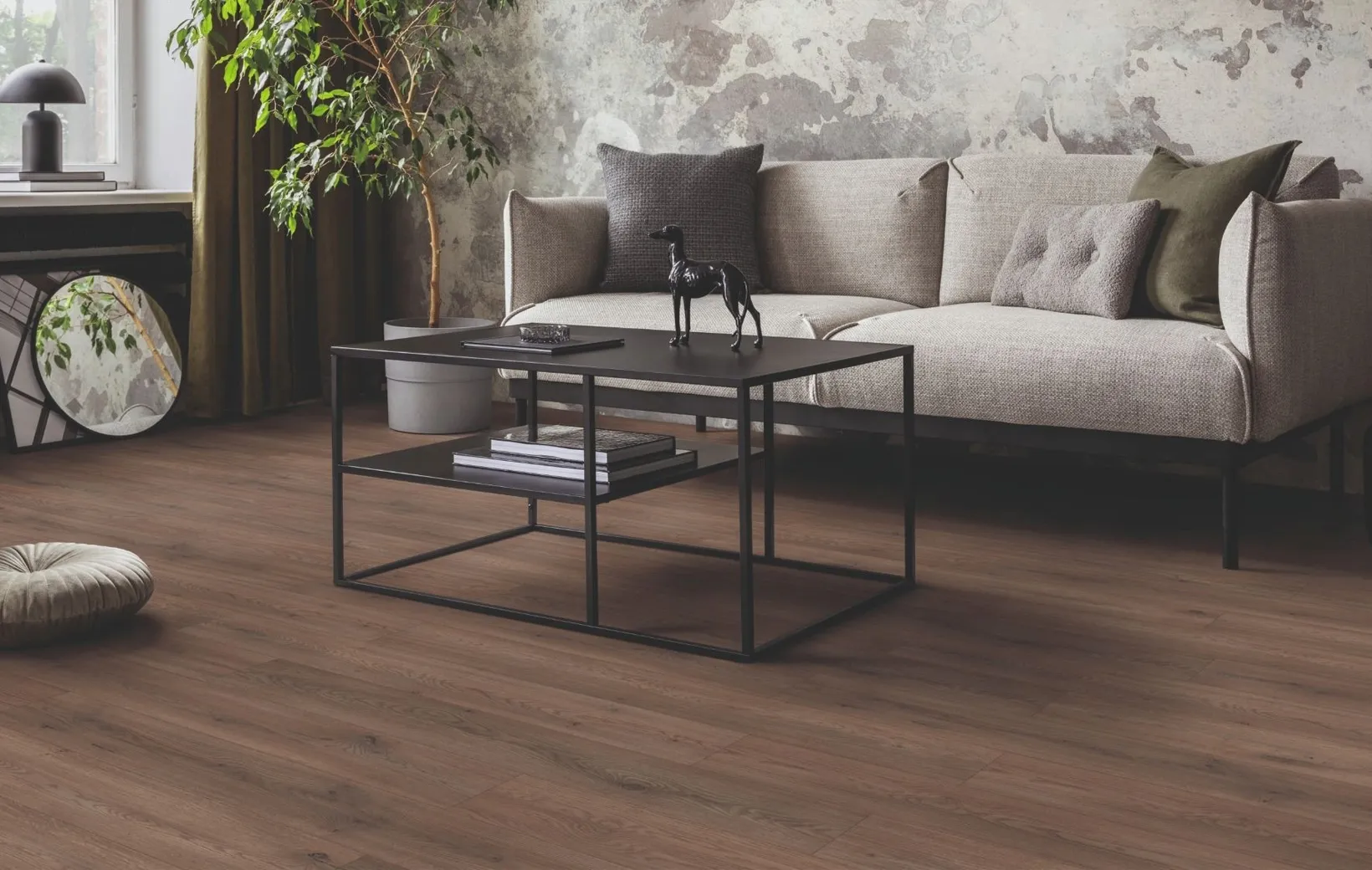 Luxury Vinyl Plank (LVP)